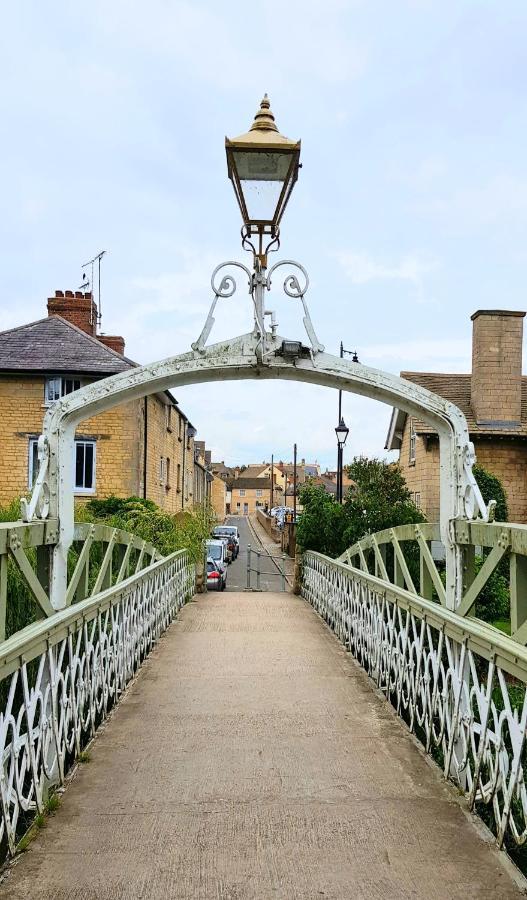 Riverside Stamford Stays Pokoj fotografie