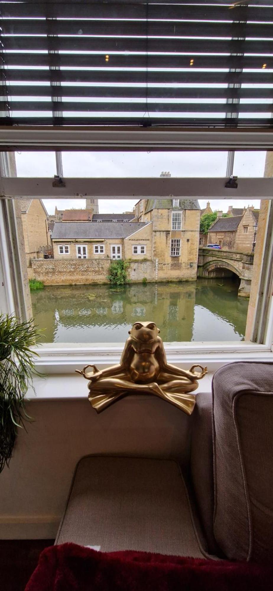 Riverside Stamford Stays Pokoj fotografie