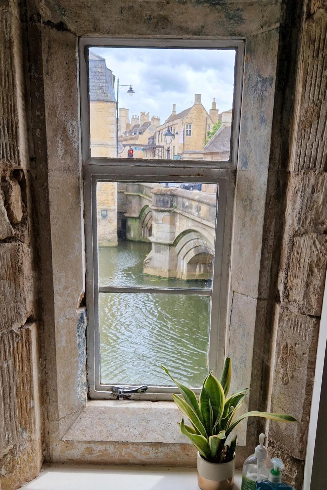 Riverside Stamford Stays Pokoj fotografie